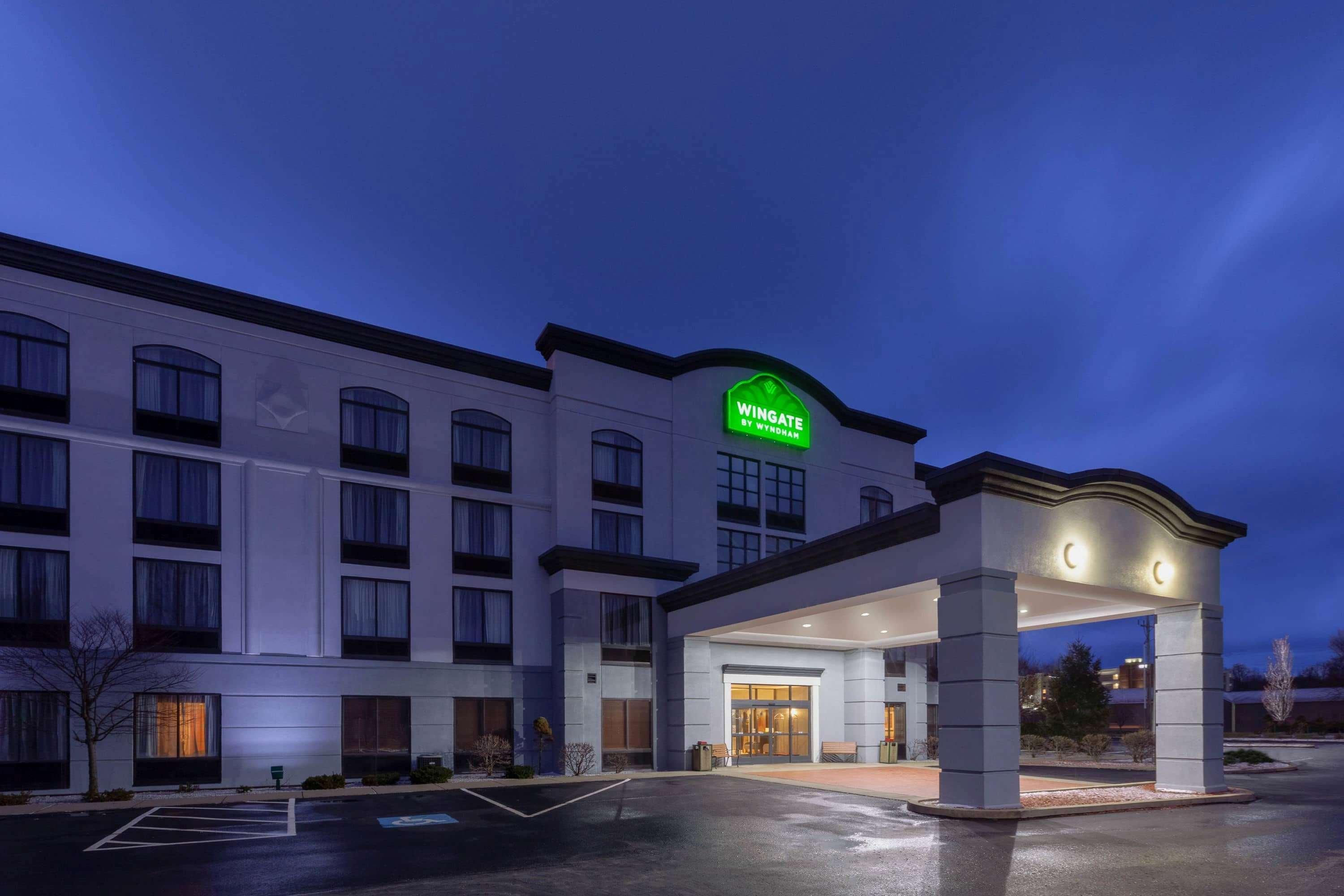 Wingate By Wyndham Erie Hotel Kearsarge Exterior photo